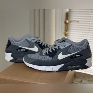 Nike Air Max 90 Jacquard Men's Size 13 Sneakers Wolf Gray